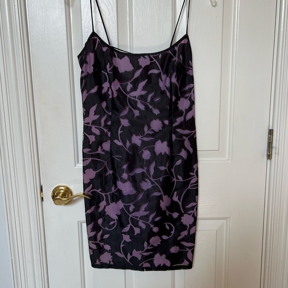 Neiman Marcus Dresses & Skirts - LAUNDRY by Shelli Segal Black and Lavender Floral Dress NEW WITH TAGS